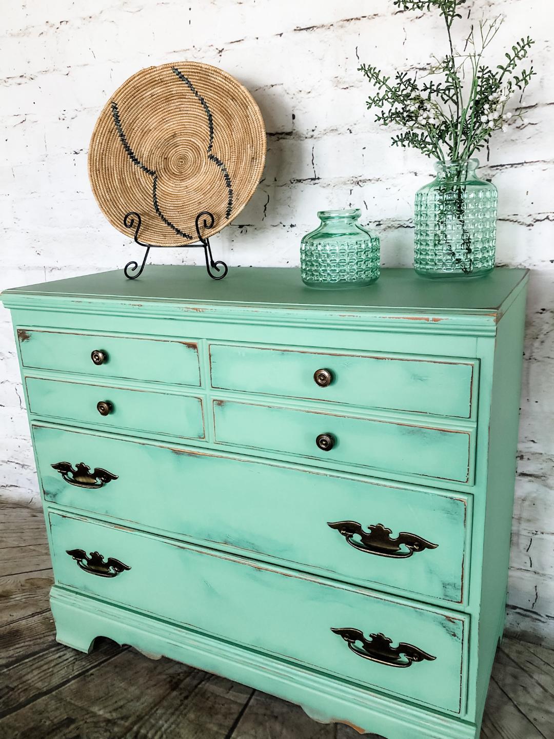 Dixie Belle Chalk Mineral Paint - Mint Julep